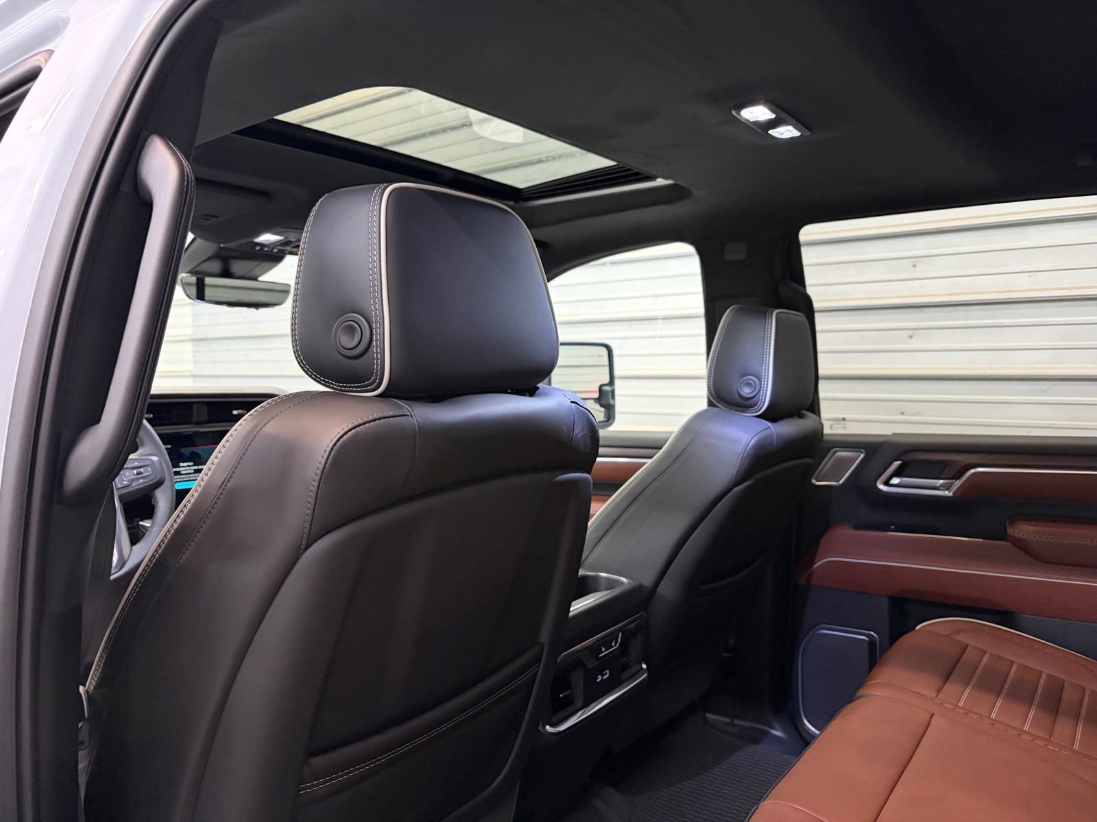 Used 2026 GMC Sierra 3500 Denali Ultimate AWD/4WD image 25