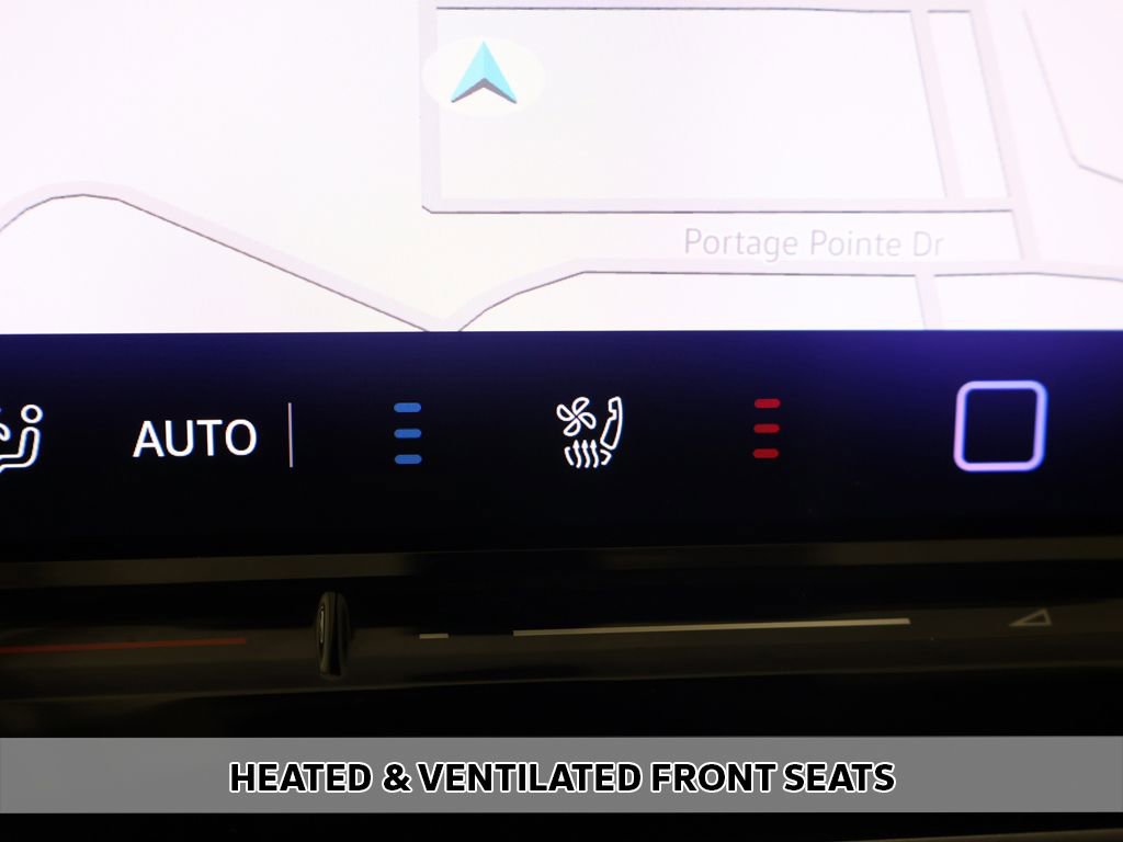 Used 2026 Volkswagen Tiguan SEL R-Line AWD/4WD image 11