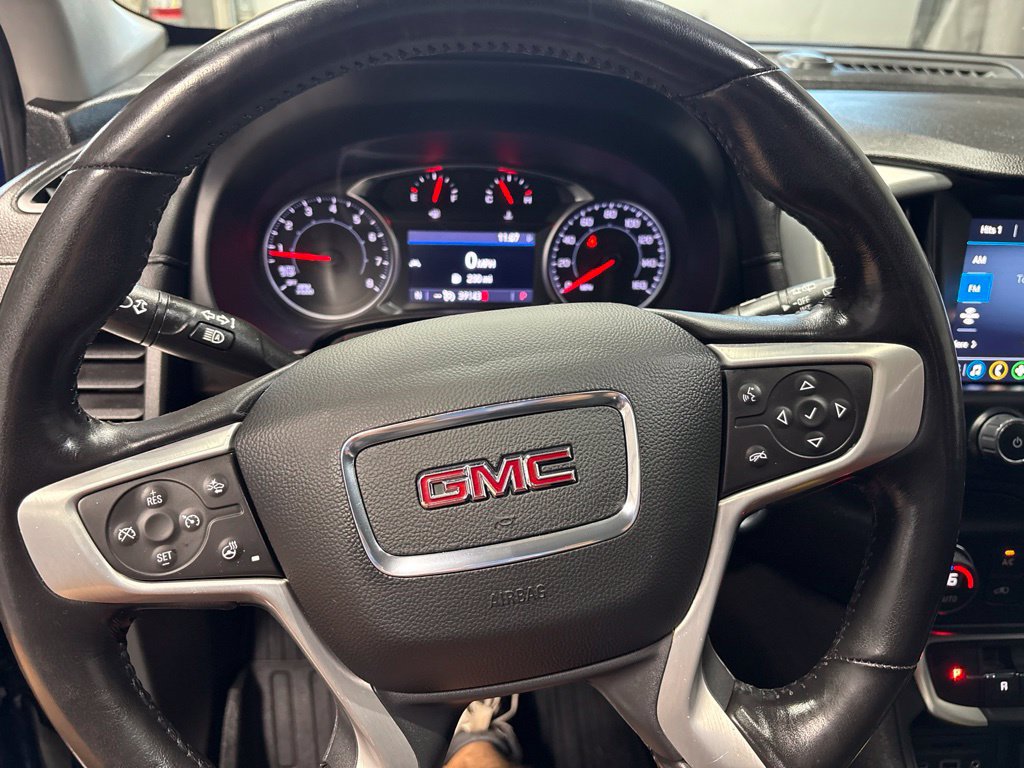 Used 2022 GMC Terrain SLT w/ LPO, Floor Liner Package FWD image 12