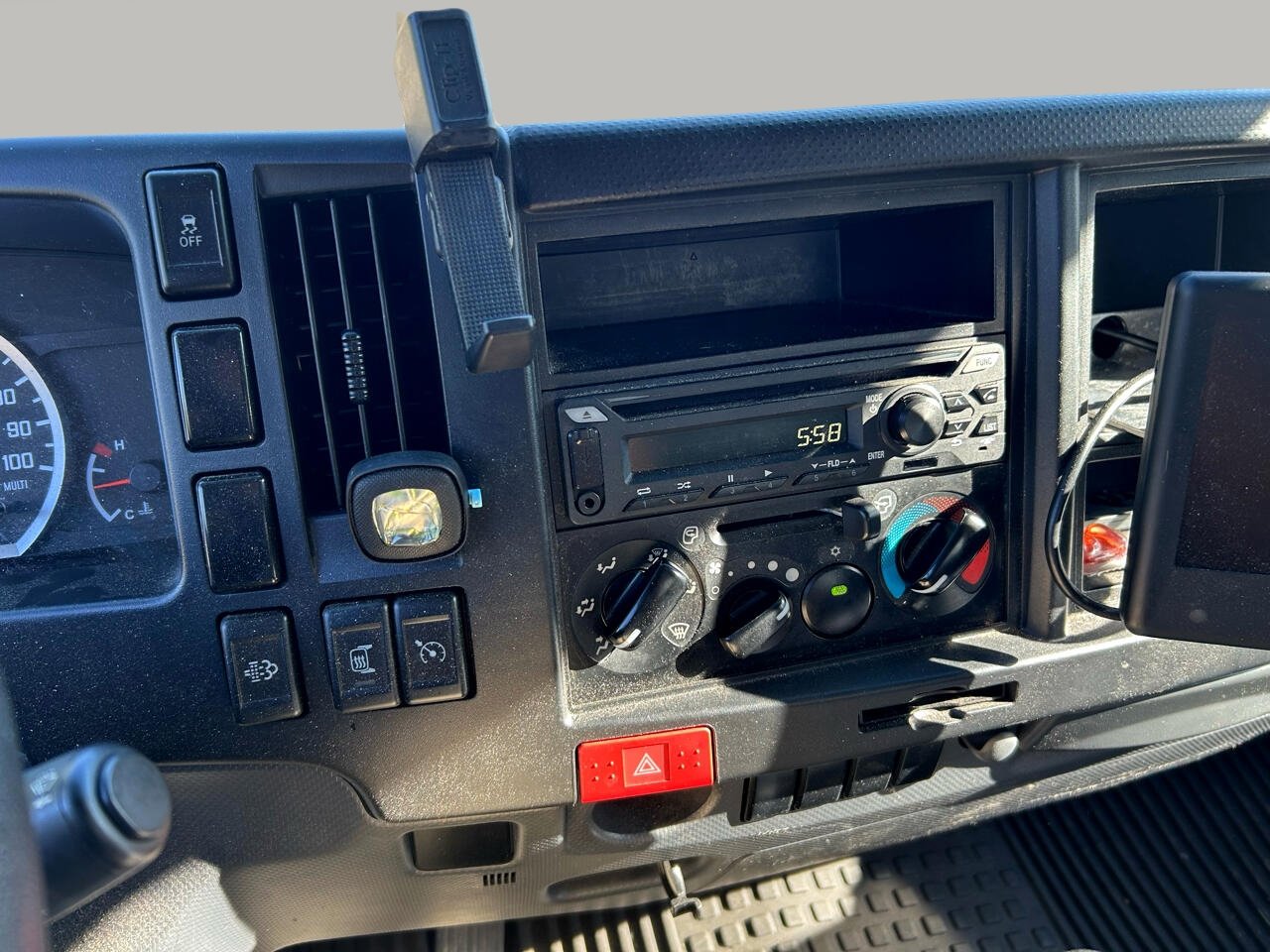 Used 2023 Chevrolet Low Cab Forward 5500XD image 18