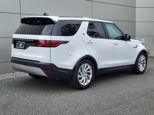 Used 2024 Land Rover Discovery S image 4