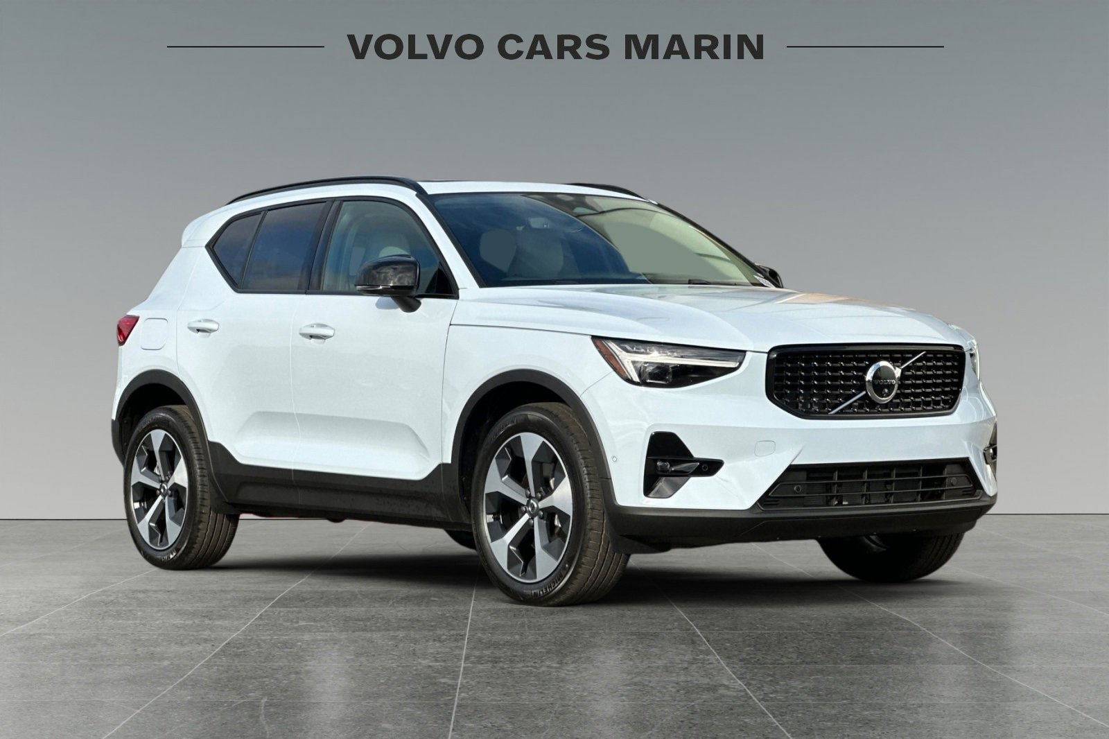 New 2026 Volvo XC40 B5 Plus w/ Protection Package Premier image 9