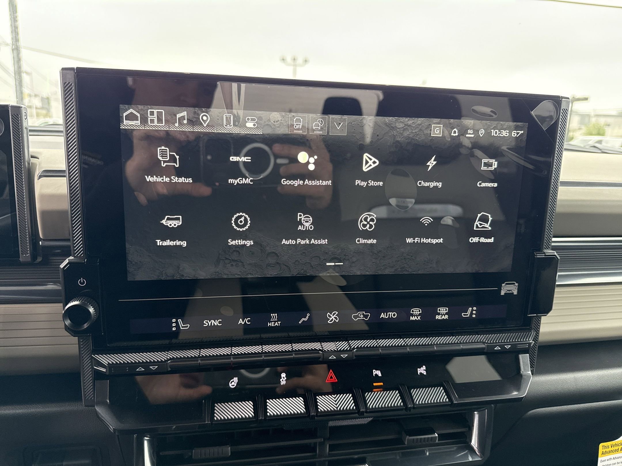 New 2026 GMC Hummer EV 4x4 Crew Cab image 16