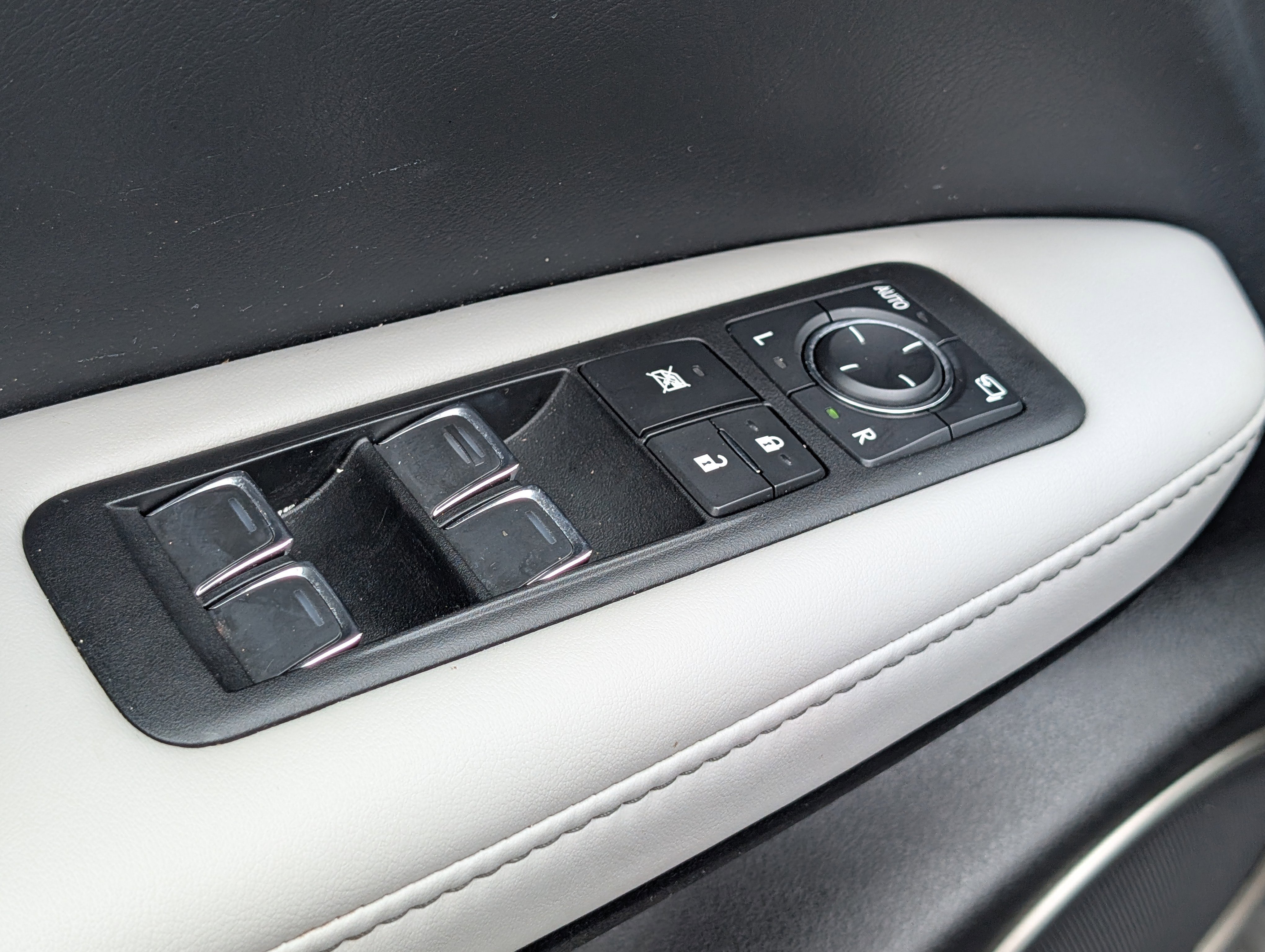 Used 2018 Lexus RX 350 350 w/ Premium Package image 20