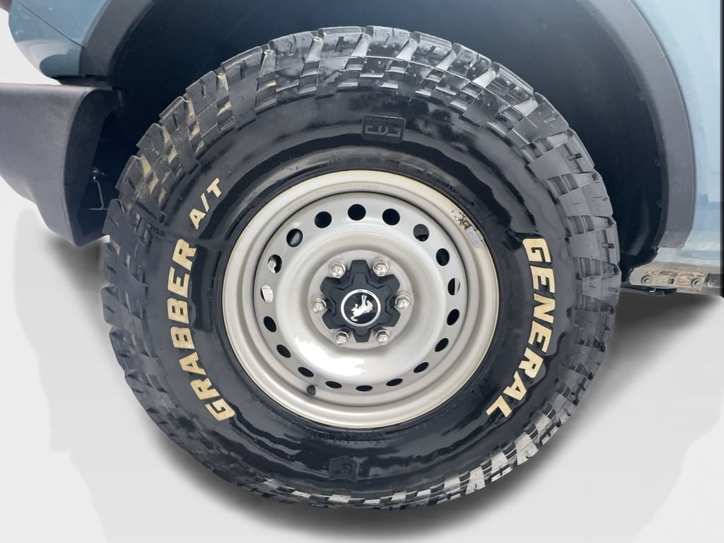 Used 2022 Ford Bronco 4-Door AWD/4WD image 11