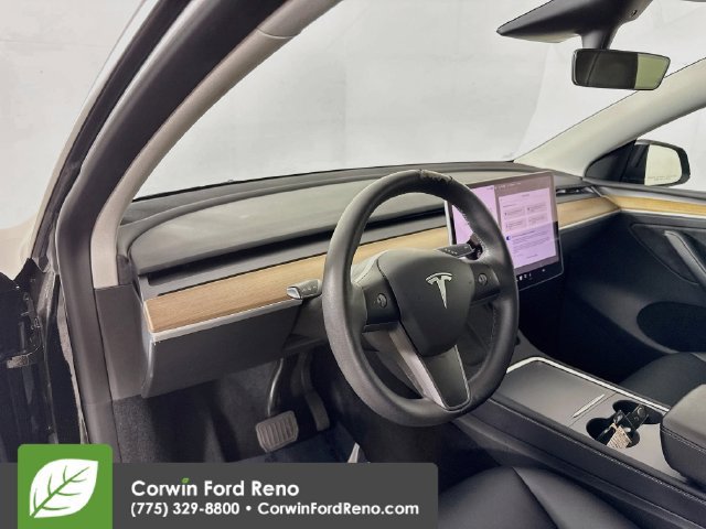 Used 2023 Tesla Model Y AWD image 10