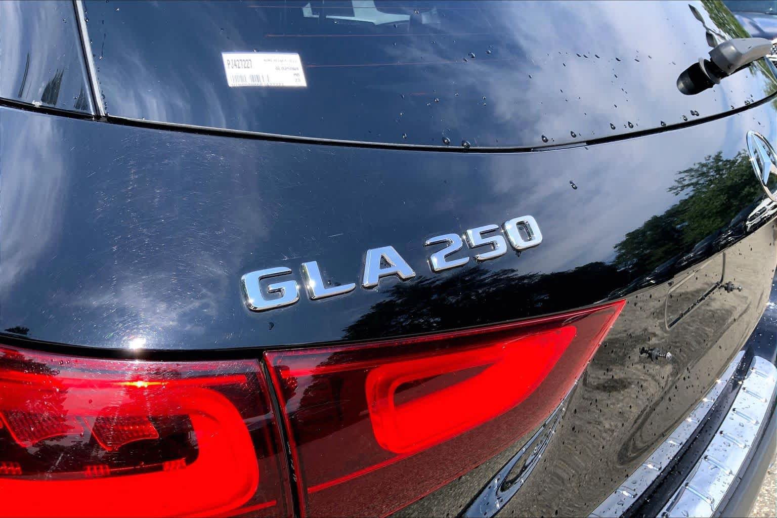 Certified 2023 Mercedes-Benz GLA 250 4MATIC image 10
