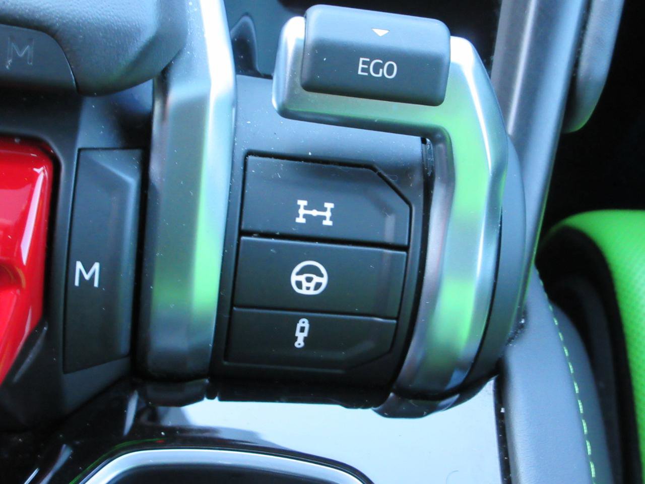 Used 2022 Lamborghini Urus image 75