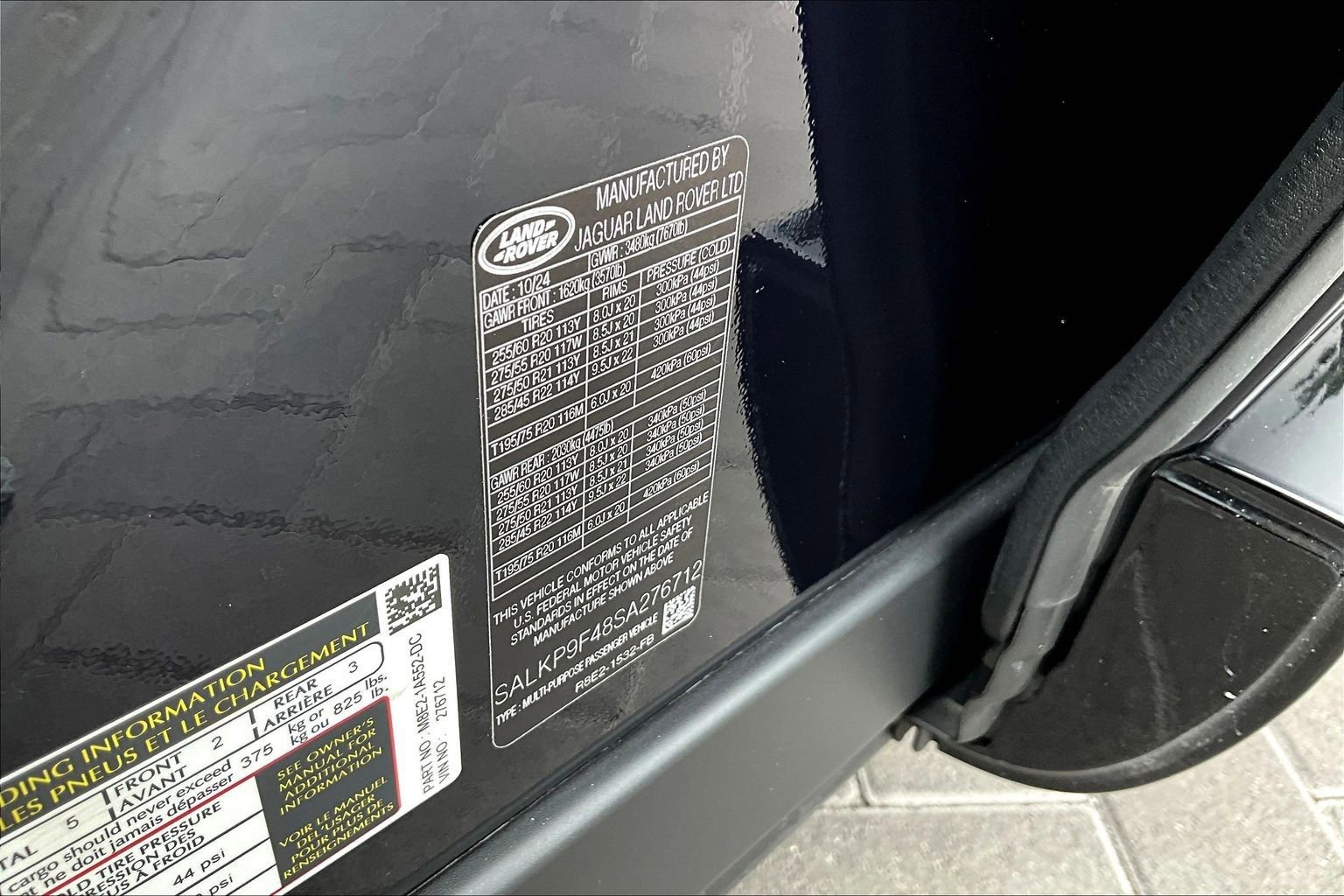 Certified 2025 Land Rover Range Rover SE AWD/4WD image 34