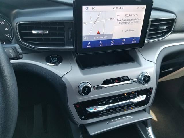 Used 2022 Ford Explorer XLT w/ Equipment Group 202A image 21