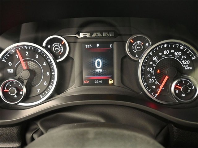 New 2026 RAM 1500 4x4 Crew Cab image 36