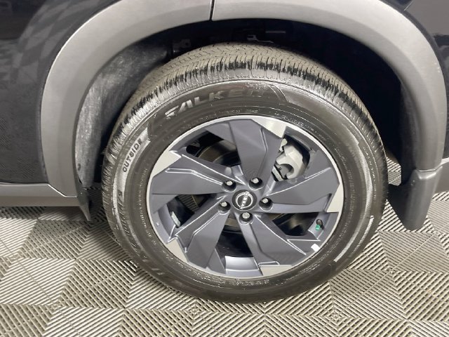Used 2026 Nissan Rogue SV FWD image 30