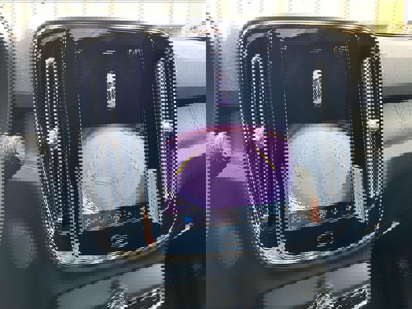 Used 2023 Volvo XC40 Recharge Core w/ Protection Package Premier image 24