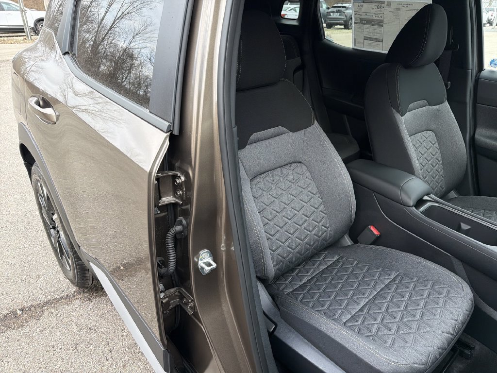 Certified 2026 Nissan Kicks SV w/ SV Premium Package AWD/4WD image 20