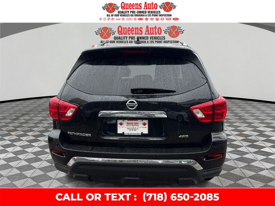 Used 2019 Nissan Pathfinder S AWD/4WD image 5