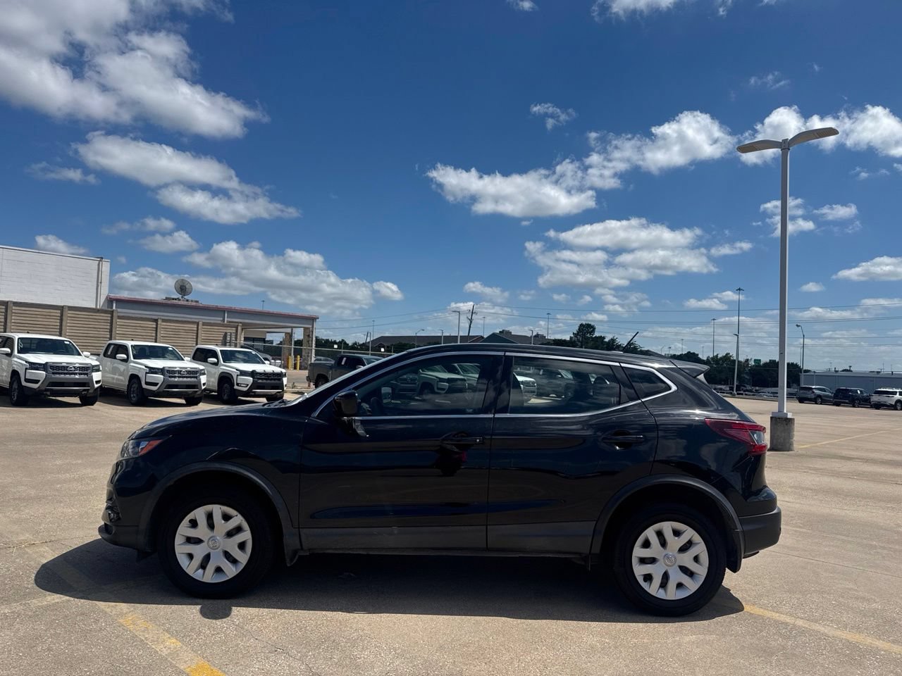 Used 2020 Nissan Rogue Sport S AWD/4WD image 12