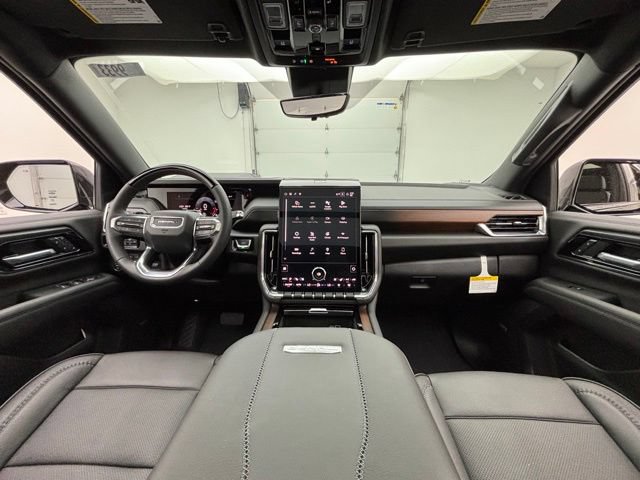 New 2026 GMC Yukon XL Denali w/ Denali Reserve Package AWD/4WD image 3