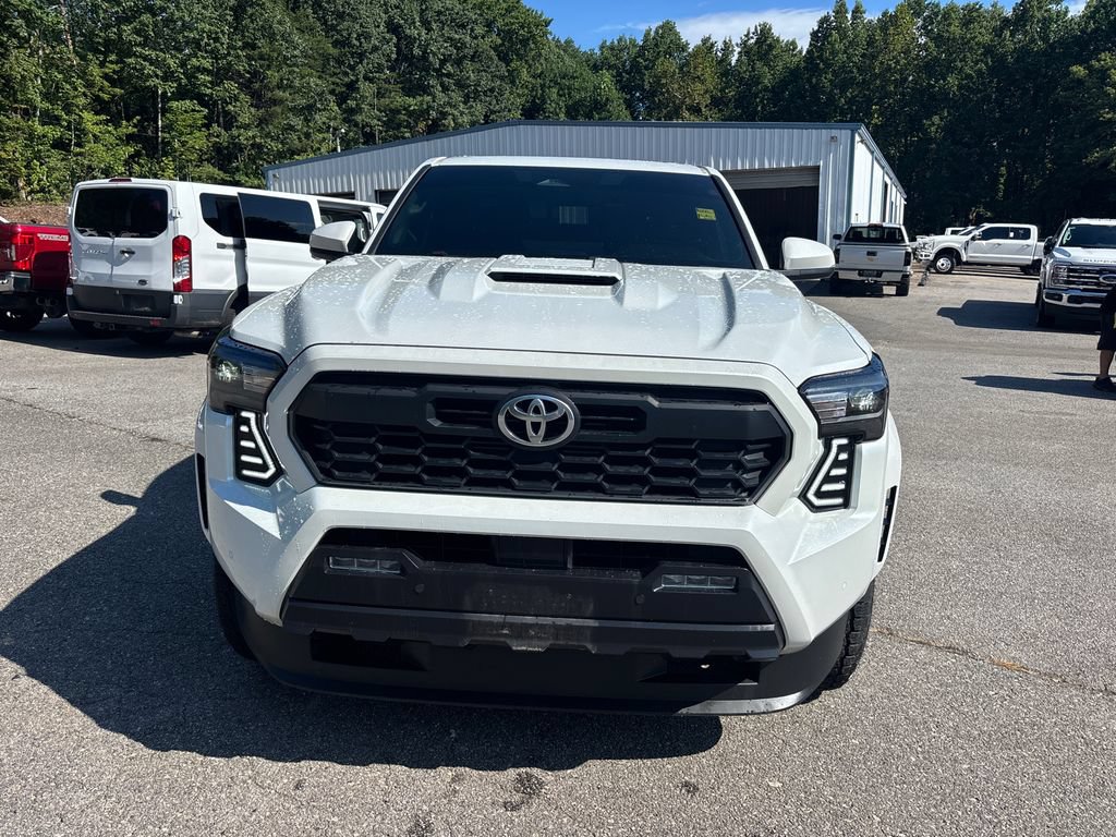 Used 2024 Toyota Tacoma TRD Sport w/ TRD Sport Upgrade Package AWD/4WD image 2