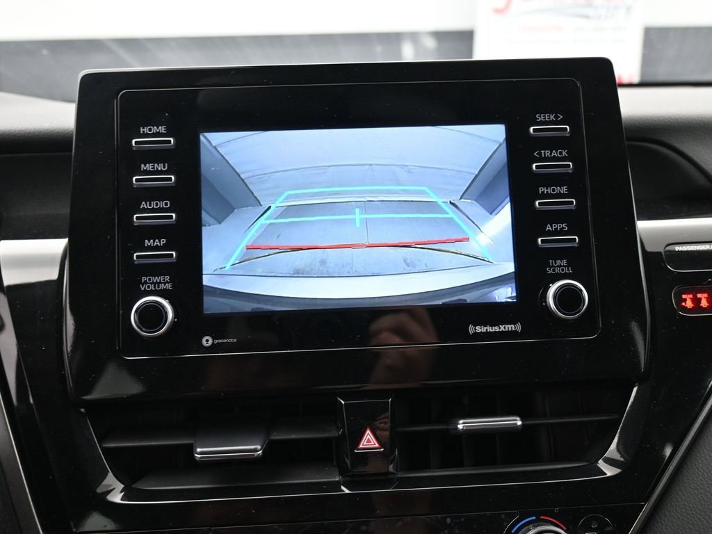 Used 2024 Toyota Camry SE FWD image 15