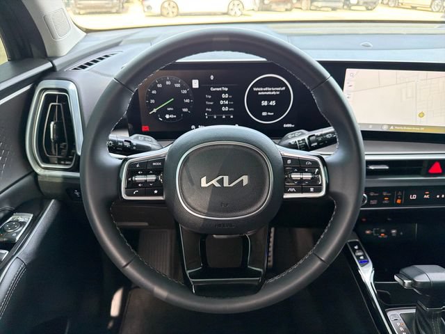 Certified 2025 Kia Sorento SX FWD image 10