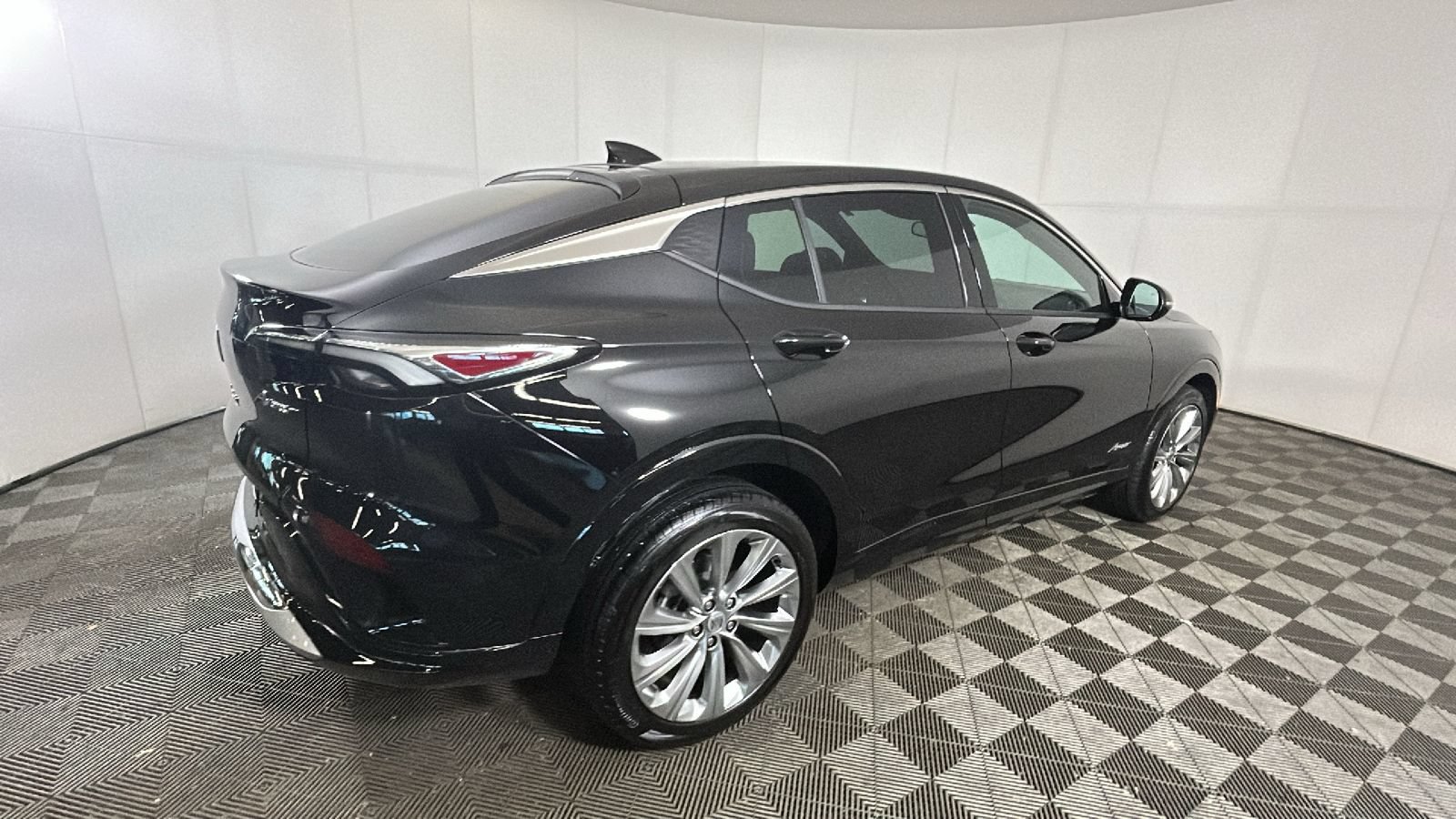 Used 2024 Buick Envista Avenir FWD image 3