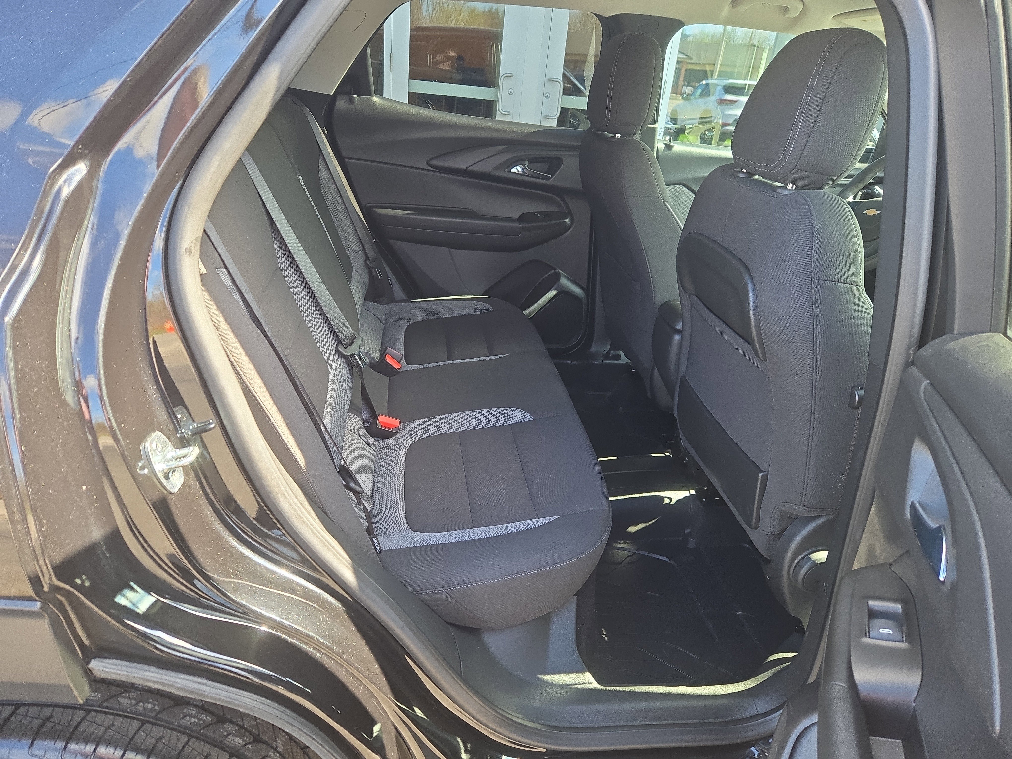 Certified 2023 Chevrolet TrailBlazer LT w/ Convenience Package AWD/4WD image 17