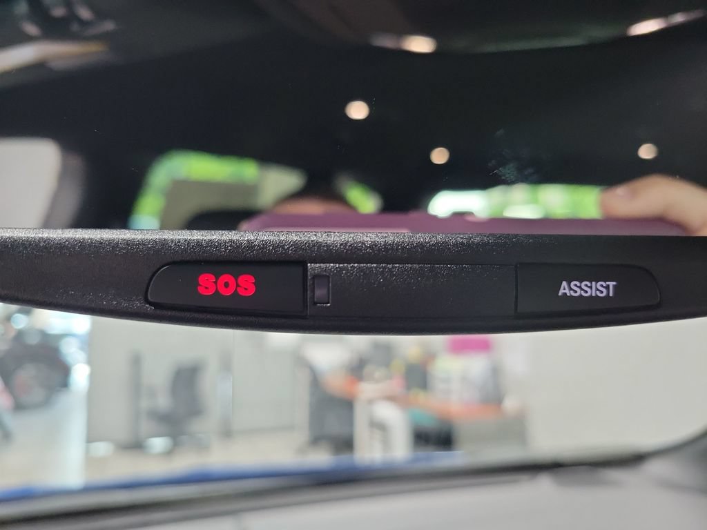 New 2027 Chrysler Pacifica Select AWD/4WD image 32