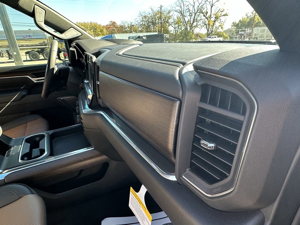 New 2026 Chevrolet Silverado 3500 High Country w/ Technology Package image 18