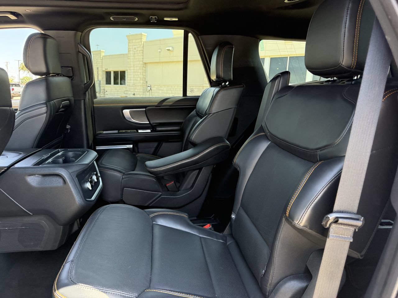 Used 2025 Ford Expedition Tremor AWD/4WD image 25
