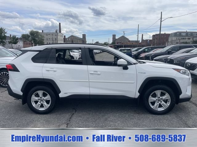 Used 2021 Toyota RAV4 XLE w/ Protection Package (TMS) AWD/4WD image 3