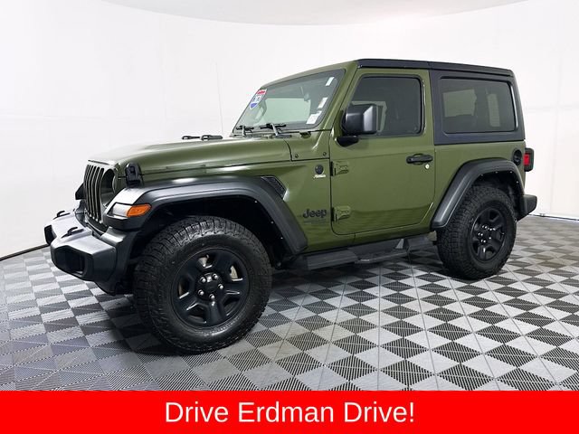 Used 2021 Jeep Wrangler Sport AWD/4WD image 3