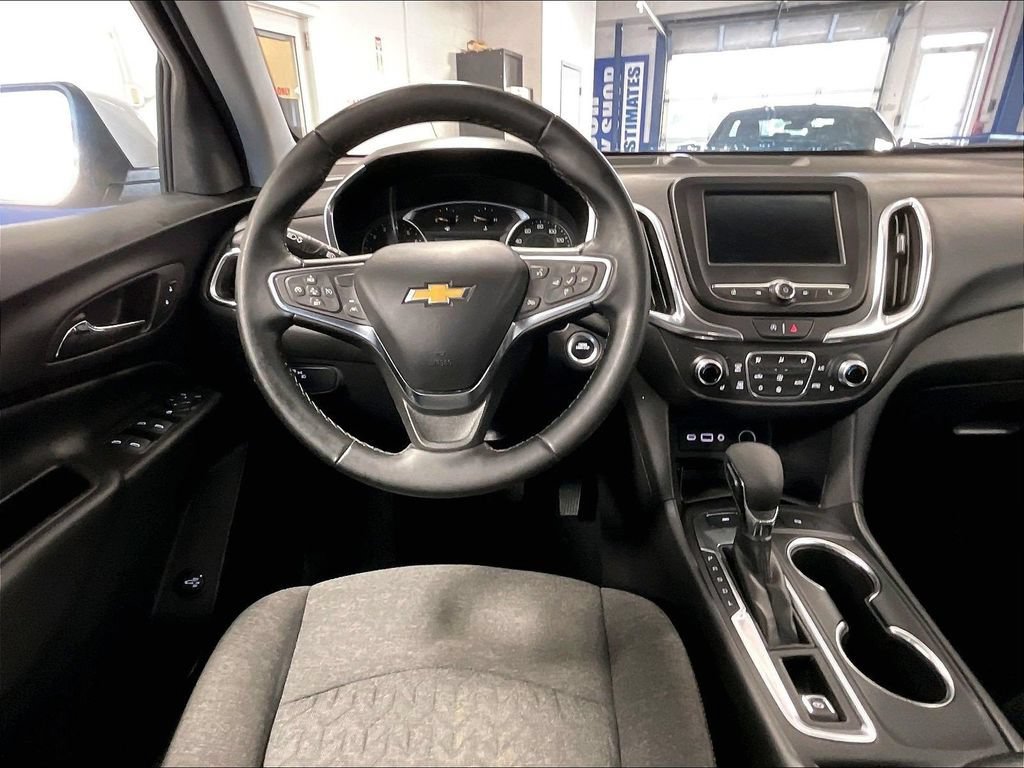 Used 2024 Chevrolet Equinox LT AWD/4WD image 16