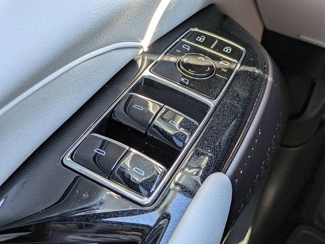 New 2026 Cadillac Lyriq Luxury image 25