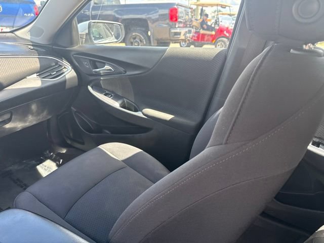 Used 2019 Chevrolet Malibu LT FWD image 14