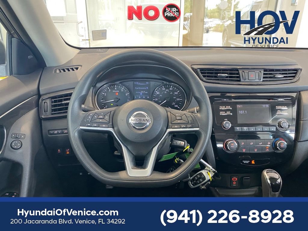 Used 2017 Nissan Rogue S FWD image 28