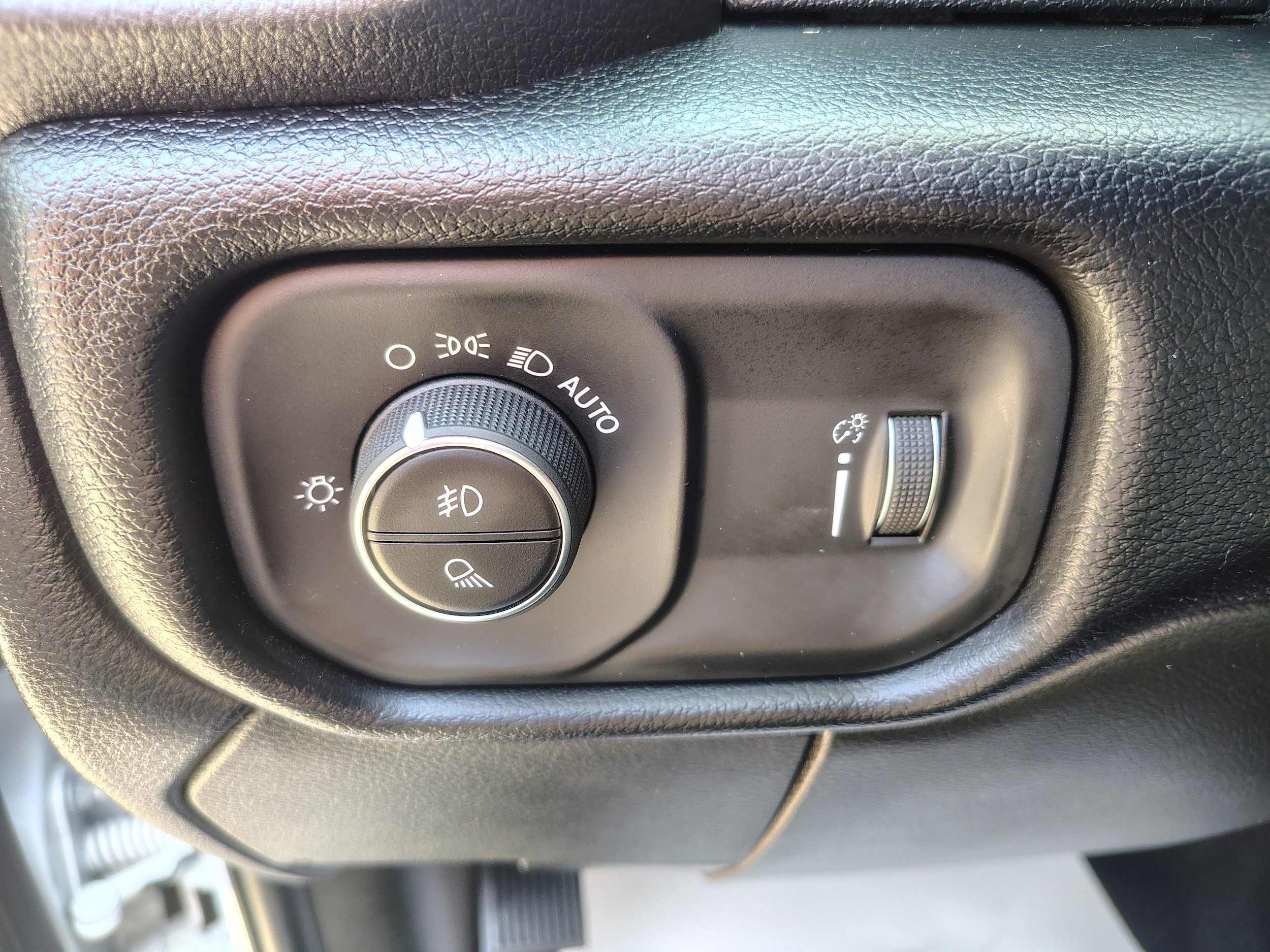 Certified 2025 RAM 2500 Big Horn AWD/4WD image 23