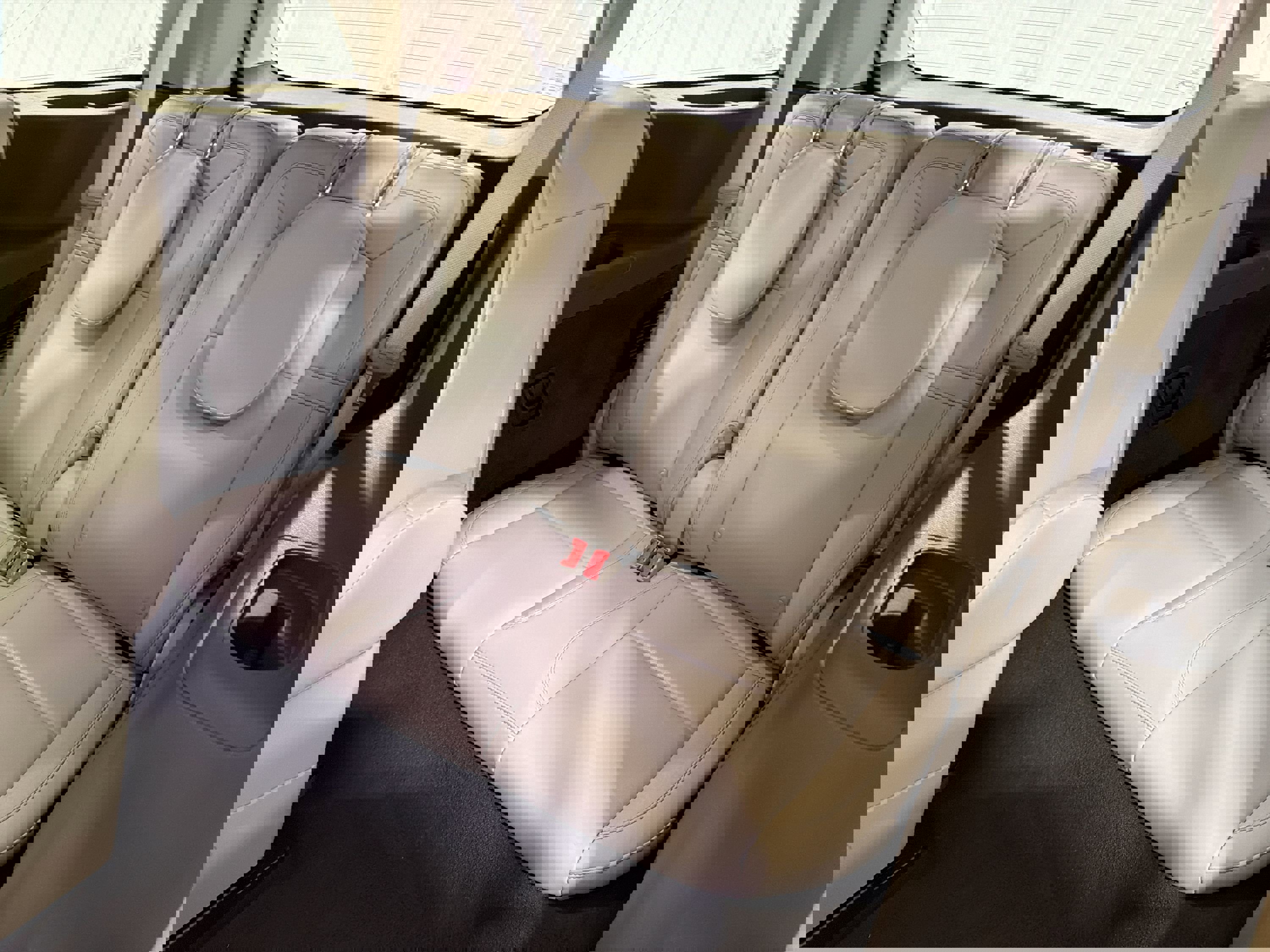 Used 2022 Lincoln Aviator Reserve w/ Equipment Group 201A image 26