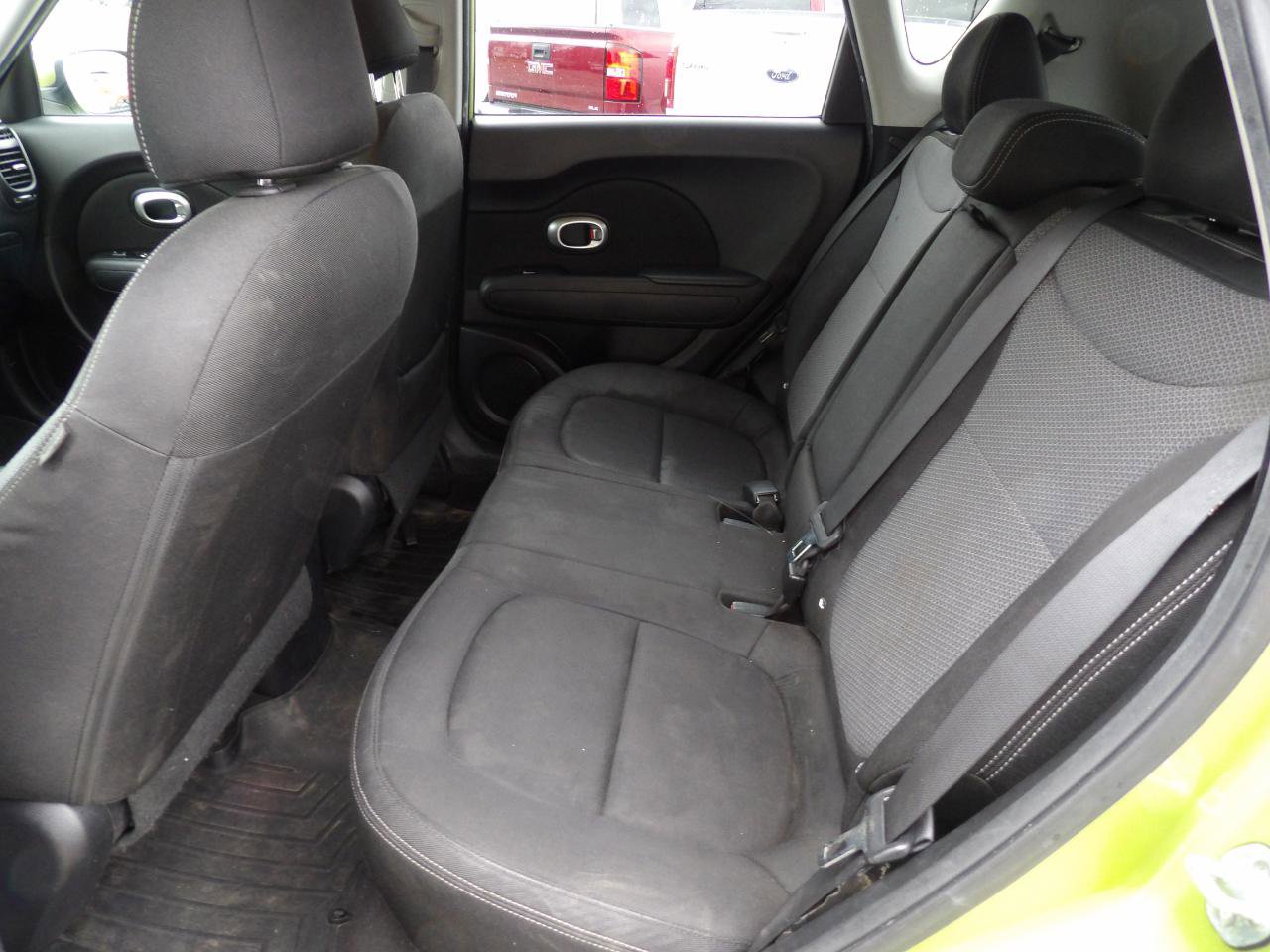 Used 2017 Kia Soul + image 18