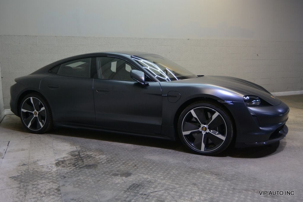 Used 2022 Porsche Taycan Turbo S AWD/4WD image 32