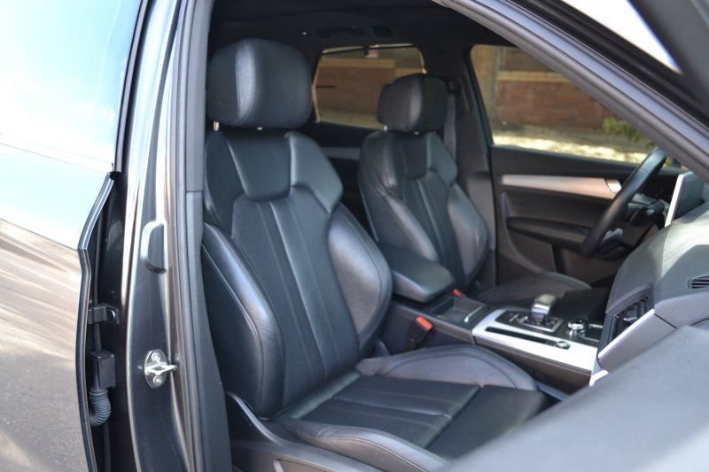 Used 2018 Audi SQ5 Prestige AWD/4WD image 27