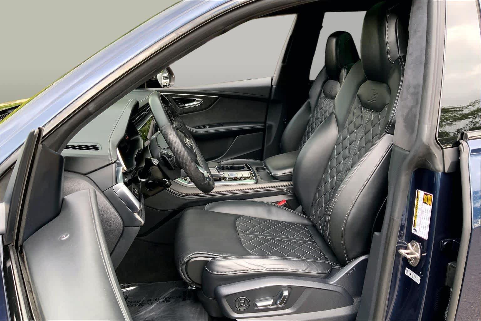 Used 2024 Audi SQ8 Prestige w/ Prestige Package AWD/4WD image 9