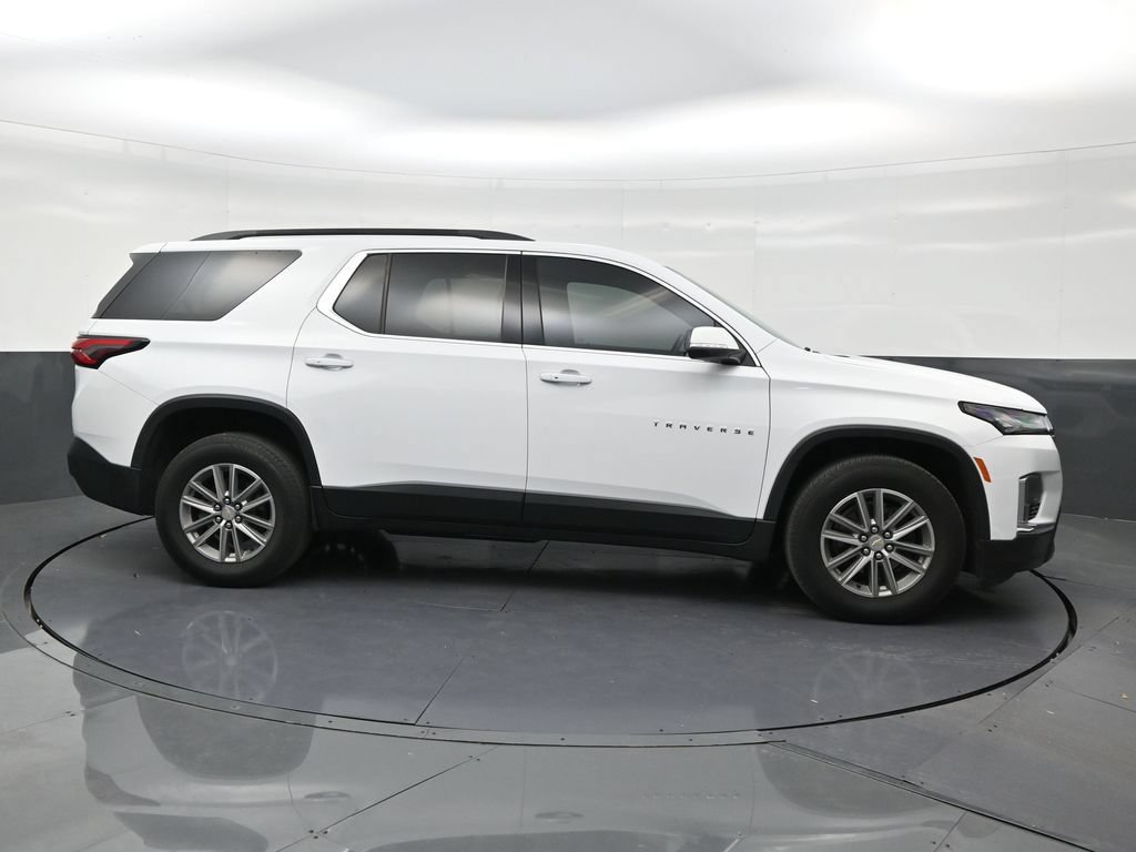 Used 2023 Chevrolet Traverse LT FWD image 6