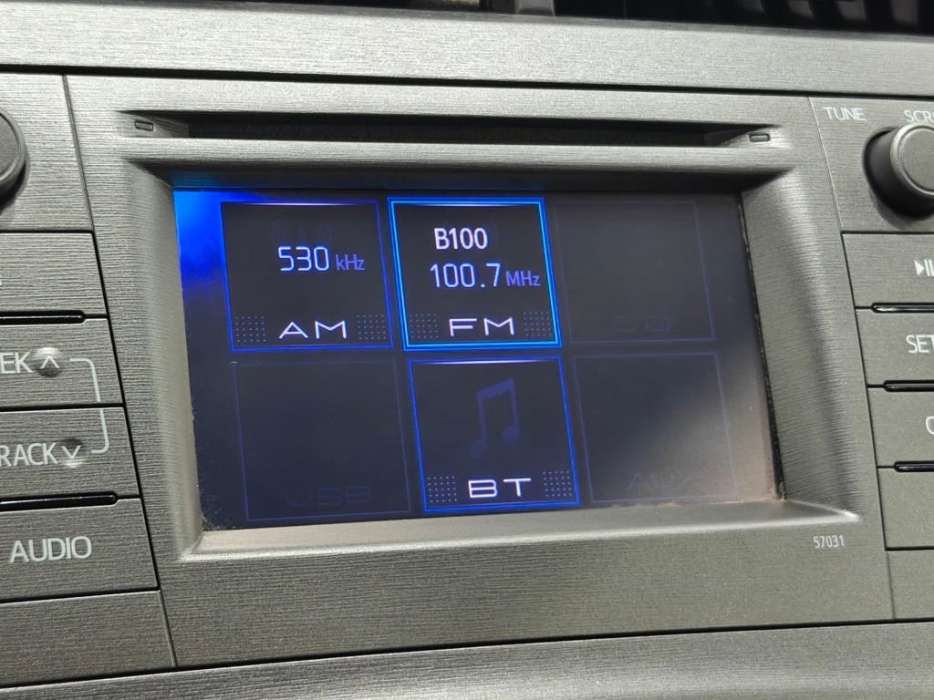 Used 2013 Toyota Prius Two image 7