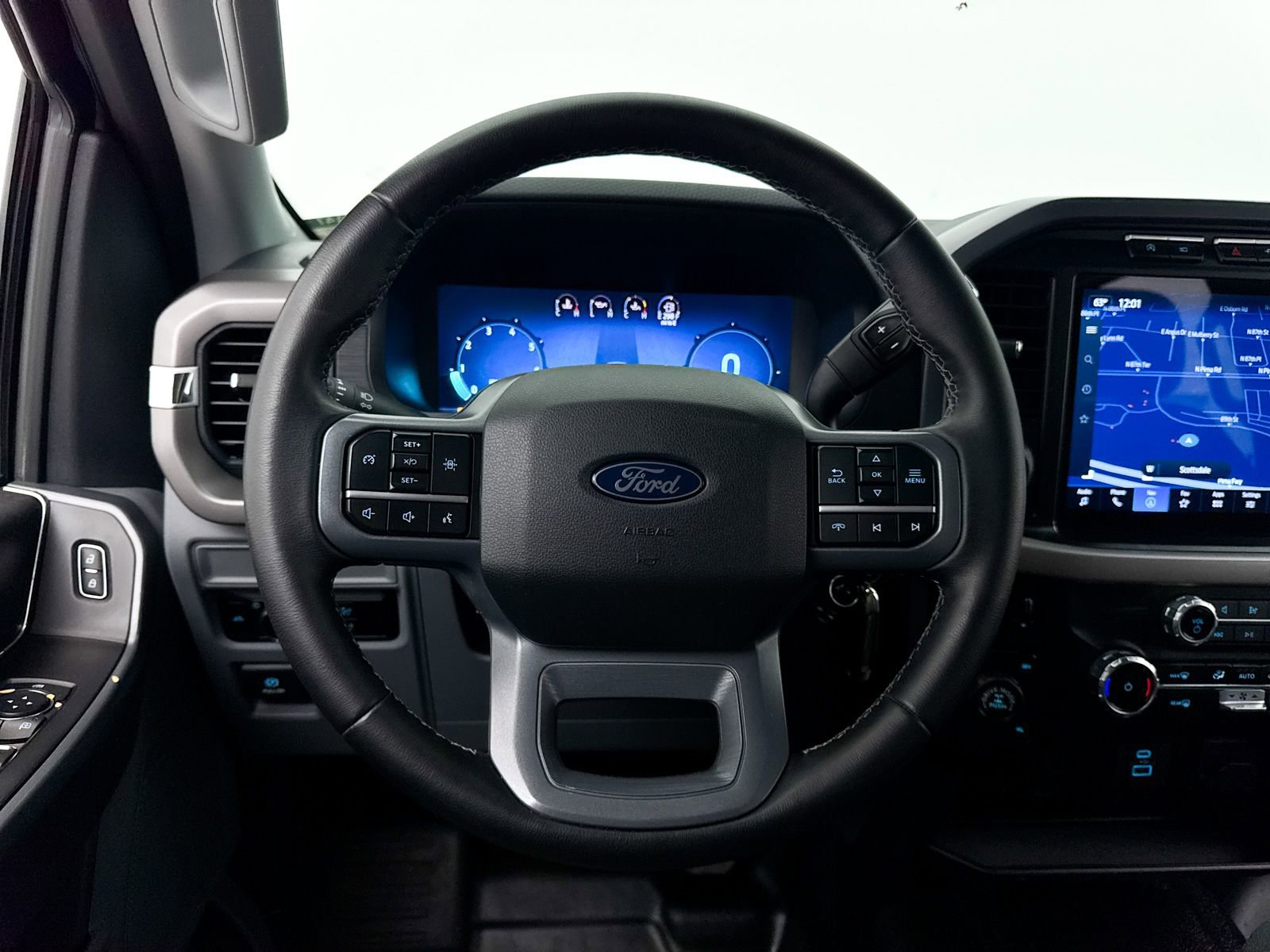 Used 2024 Ford F150 XLT w/ FX4 Off-Road Package image 31