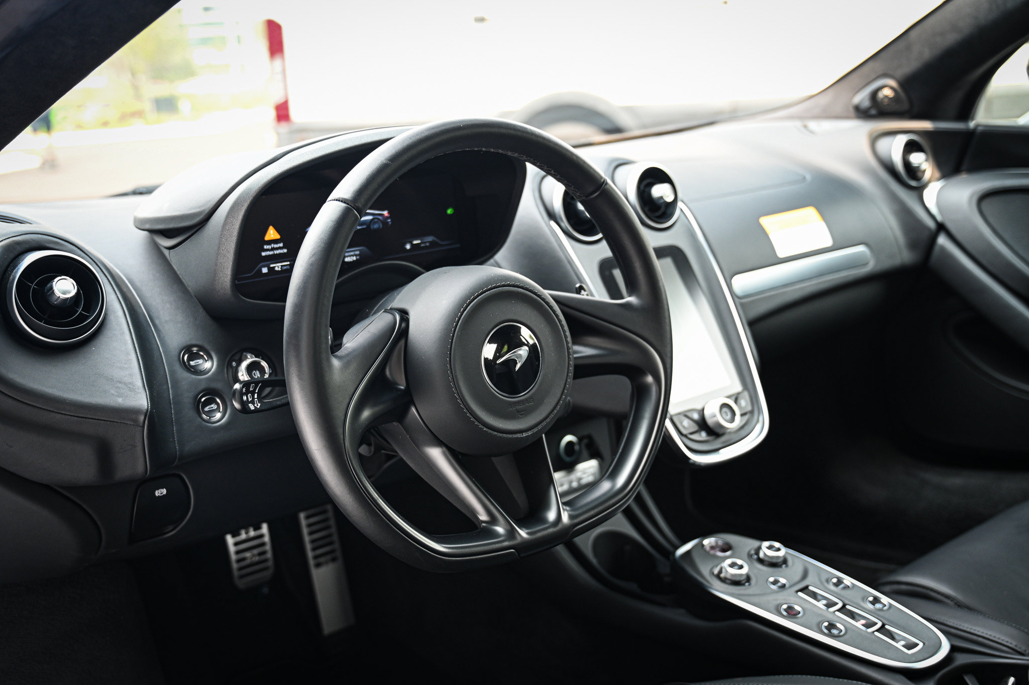 Used 2025 McLaren GTS RWD image 10