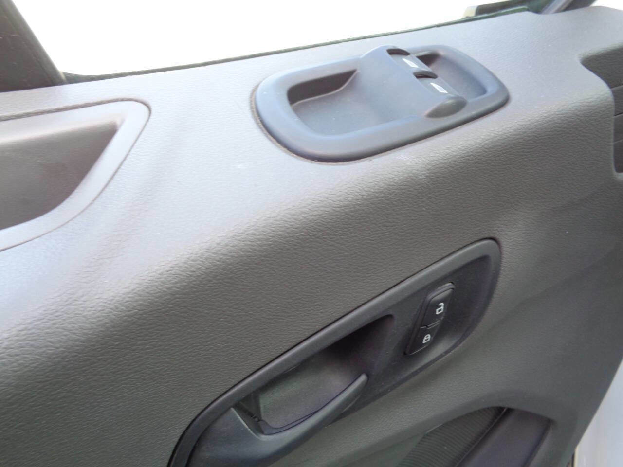 Used 2020 Ford Transit 350 DRW w/ Interior Upgrade Package image 51