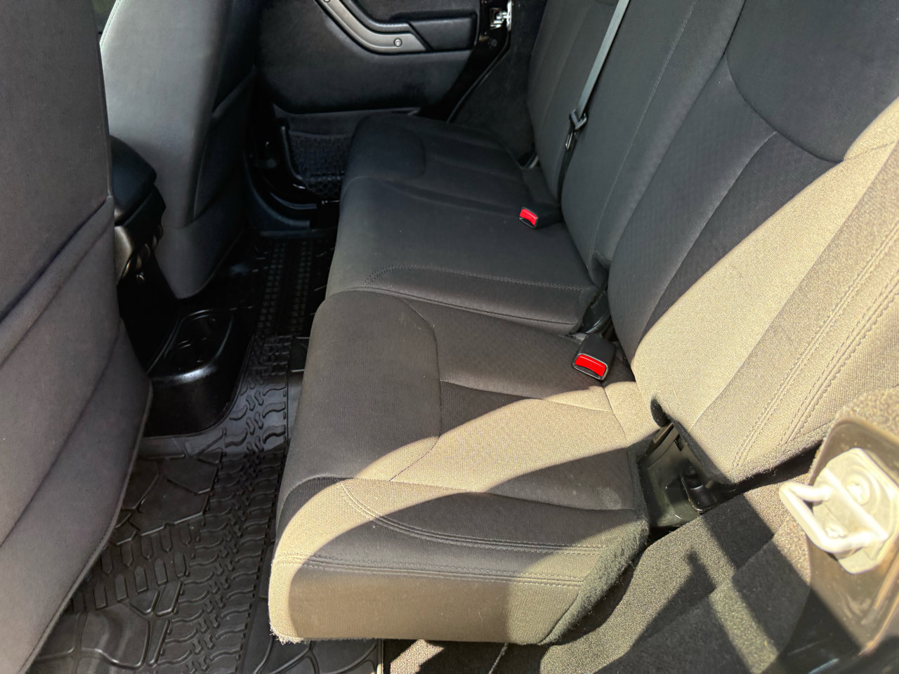 Used 2017 Jeep Wrangler Unlimited Sport w/ Quick Order Package 24S image 40