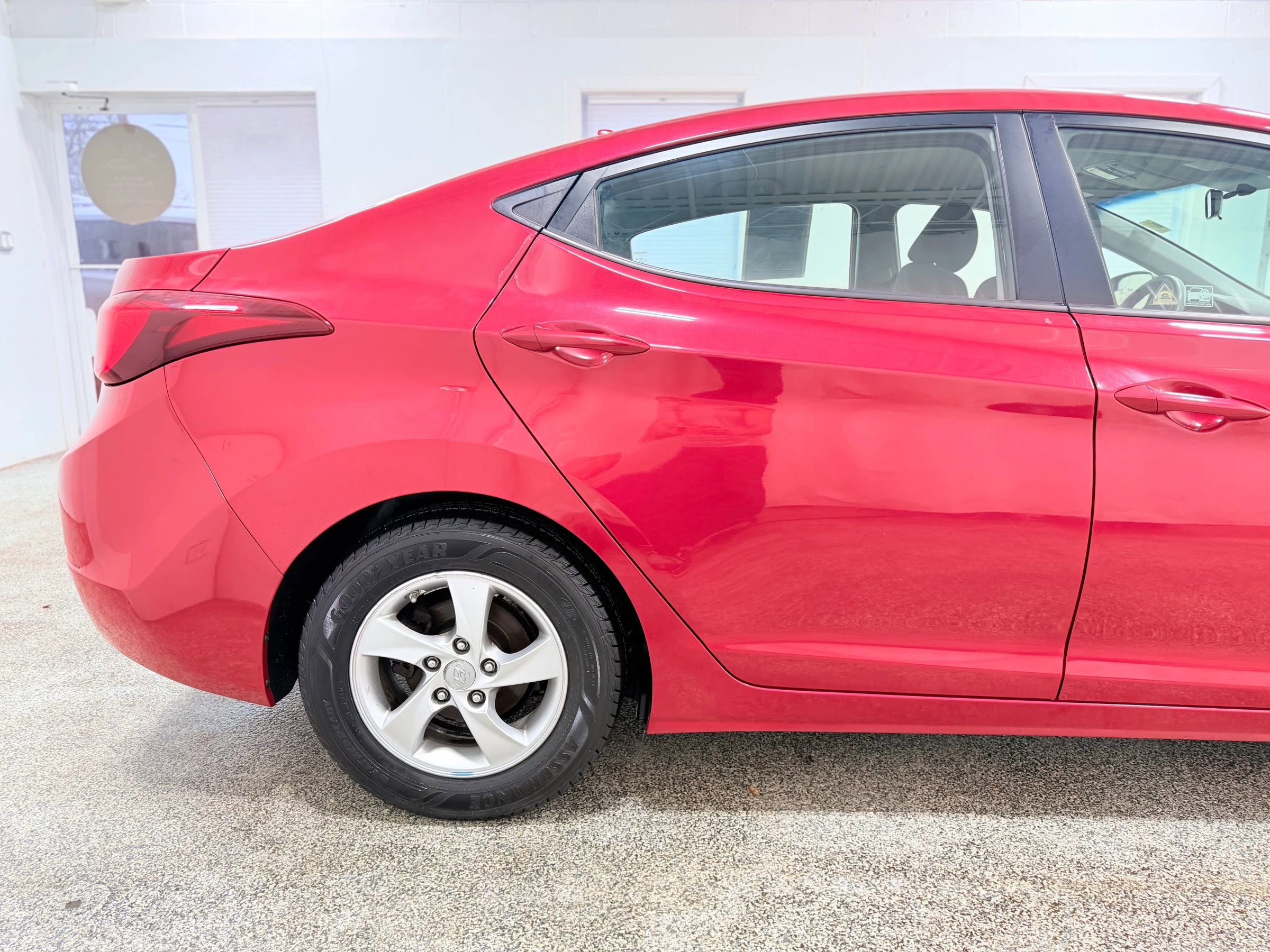 Used 2014 Hyundai Elantra SE image 9