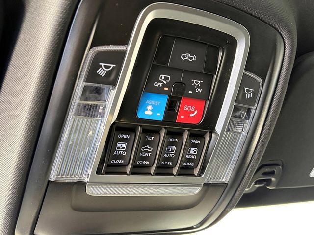 New 2026 RAM 1500 Laramie AWD/4WD image 29