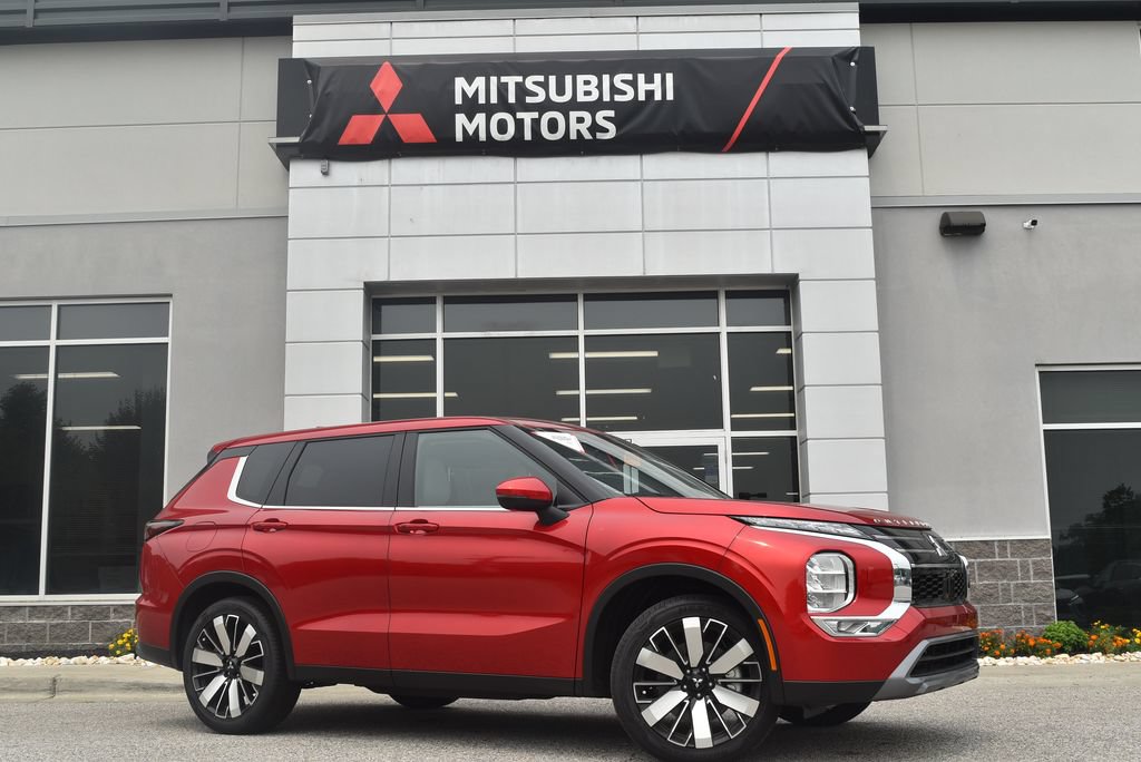New 2026 Mitsubishi Outlander SE